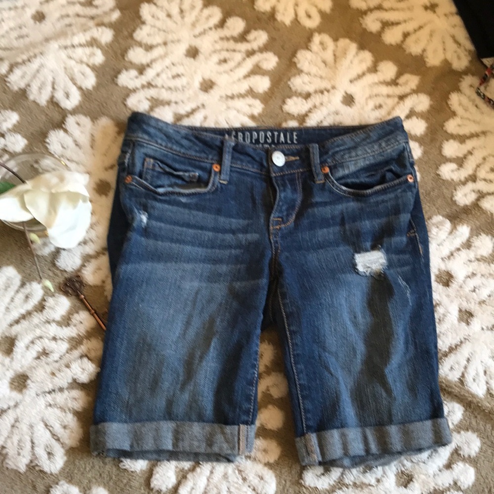 CUTE Aeropostale bermuda shorts